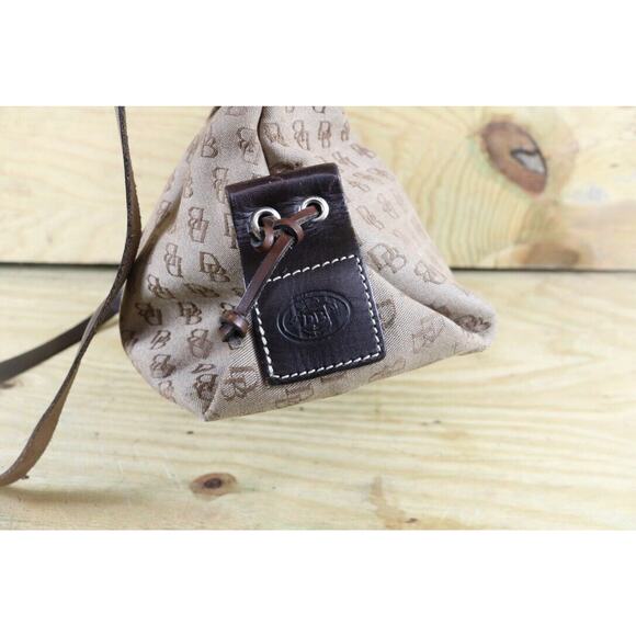 Dooney Bourke Bag Tassel Signature Monogram Brown Tote Vintage Zipper USA - Picture 4 of 14